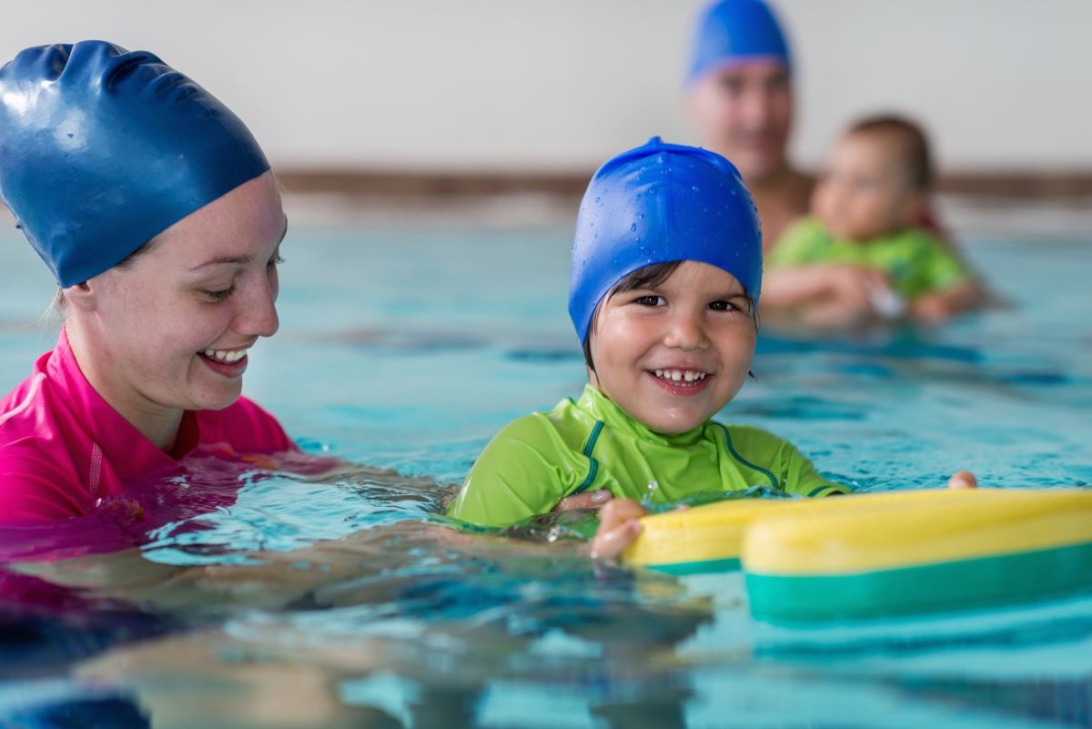 Schwimmen lernen in Baden Baden: Wann ist der richtige Zeitp